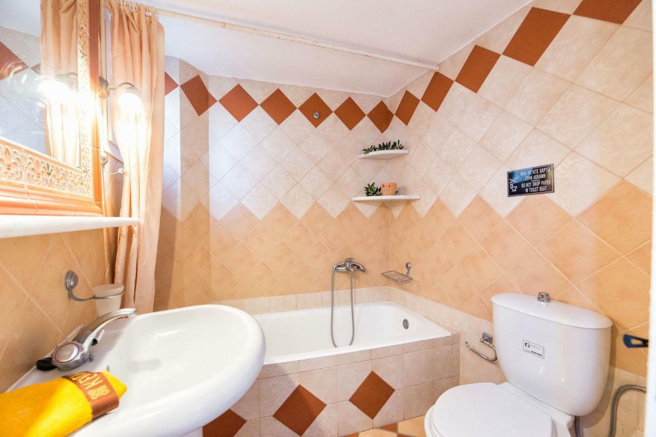 Town House For 6-16 With Ac Villa ปาริเกีย ภายนอก รูปภาพ