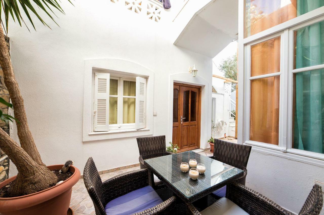Town House For 6-16 With Ac Villa ปาริเกีย ภายนอก รูปภาพ