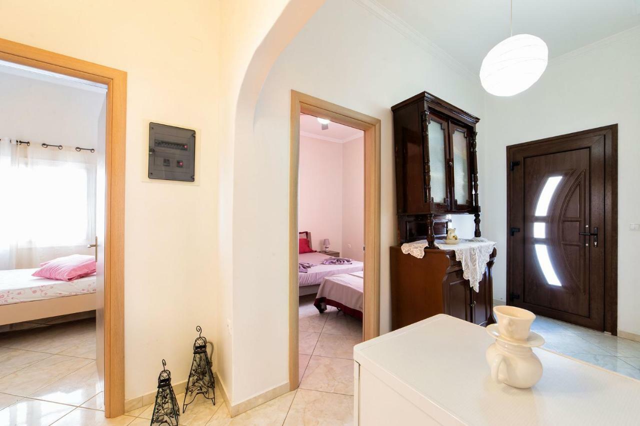 Town House For 6-16 With Ac Villa ปาริเกีย ภายนอก รูปภาพ